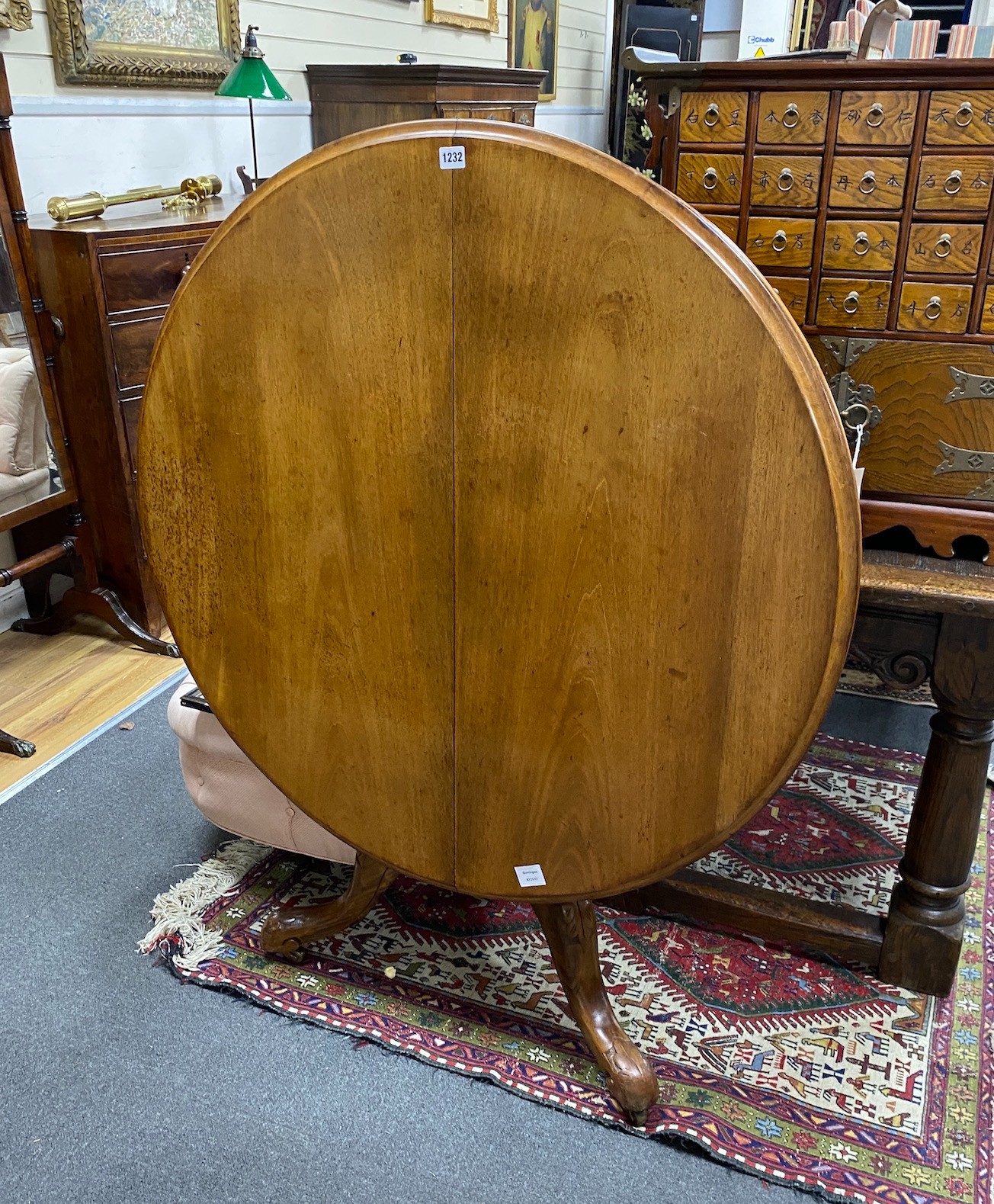 A Victorian circular mahogany tilt top breakfast table, diameter 100cm, height 72cm